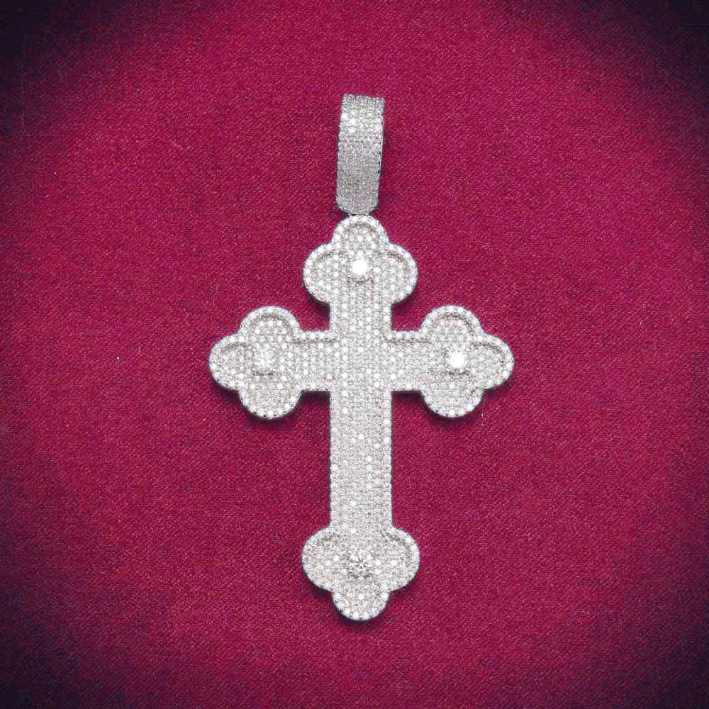 Moissanite Clover Cross Pendant 14K Gold